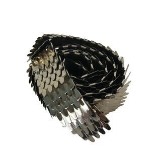 Vintage Belt Silver Tone Fish Scale Metal Stretch Retro Fashion Belt Womens 1970